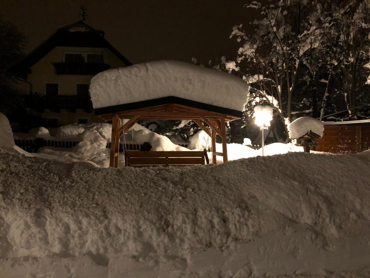 Gaestehaus Rader Вайсбриах Экстерьер фото
